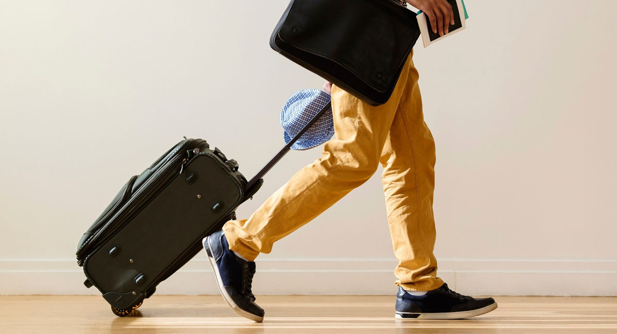 how-to-dress-well-for-airport-security